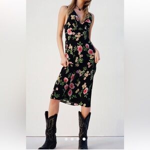 Realisation Par The Stephanie Silk Dress in Moonflower Size Medium Very Rare